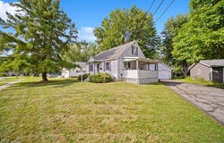 687 Elyria Avenue, Amherst, OH 44001