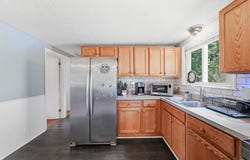 101 Regal St, Springfield, MA 01118