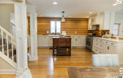 18 Waverly Road, Branford, CT 06405