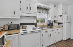 31208 Nova Drive, Damascus, VA 24236