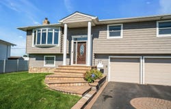 25 Heather Crescent, Commack, NY 11725