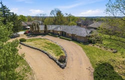 3886 E Hawthorne Hill Lane, Springfield, MO 65809