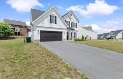 2228 Foxfield Ln, Salem, VA 24153