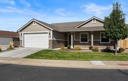 744 E Cottage Loop, Gardnerville, NV 89460
