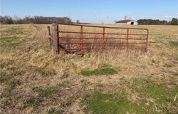 Curtis, Lincoln, AR 72744