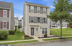 304 WITWER Way, MOUNT JOY, PA 17552