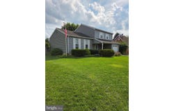 115 HUNTLEY Drive, HARRISBURG, PA 17112