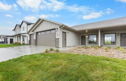 505 Mill Pond Rd, Rock Rapids, IA 51246