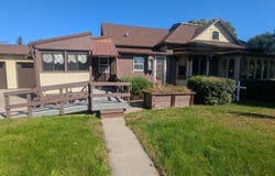 20 S Illinois Avenue, Platte, SD 57369