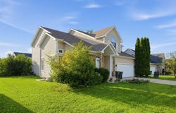 315 Stearn Drive, Genoa, IL 60135