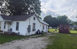 1504 Ohio, Windsor, IL 61957
