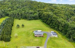 9206 County Route 7, Avoca, NY 14809