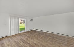 167 W Elk Trail, Carol Stream, IL 60188