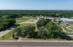600 E Cedar Creek Parkway, Seven Points, TX 75143