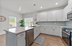 122 Commons Circle, Clayton, NC 27520