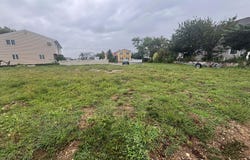 2 W 4th Street, Freeport, NY 11520