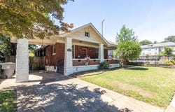 2371 PARKWAY Pl, Memphis, TN 38112