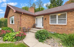 61801 Myrtle Trail, South Bend, IN 46614