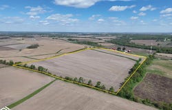 E Bertram Road, Mount Vernon, IA 52314
