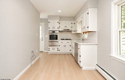 140 Francisco Ave, Rutherford Boro, NJ 07070-1658