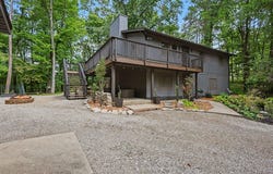 317 Winnebago Lane, Sugar Grove, OH 43155