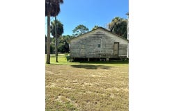 709 5th St, Cedar Key, FL 32625