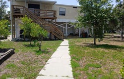 58 252nd St, Suwannee, FL 32692