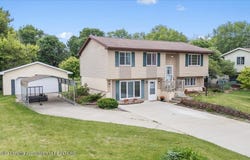 2610 Renfrew Way, Lansing, MI 48911
