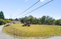 3230 Hillman LN, ROYAL OAKS, CA 95076