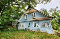 103 Circle Ave, Spencer, WV 25276
