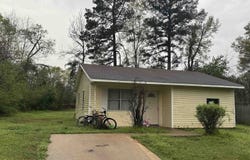 419 Godfrey St, Gladewater, TX 75647