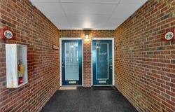 425 E Crossville Road, Roswell, GA 30075