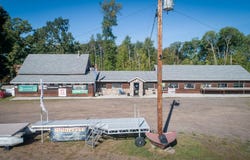 1067 Highway 107, Braham, MN 55006