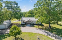 59 Oak Hill Road, Eldon, MO 65026