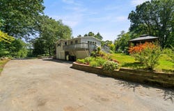 80 Hunt Road, Danville, NH 03819