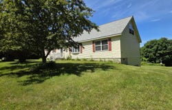 1110 West Road, Bowdoin, ME 04287