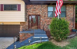 1678 Twin Oaks Drive, Arnold, MO 63010