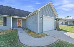 20 S Shelby Road, Southport, NC 28461
