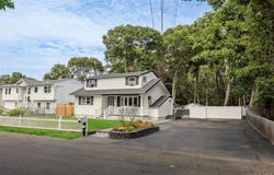 65 Carr Lane, Coram, NY 11727
