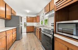 404 Longleaf Drive, Chapel Hill, NC 27517