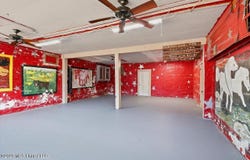 1011 E Peace Street, Canton, MS 39046