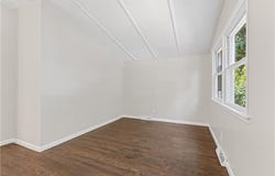 10557 E Lake Drive, Independence, MO 64053