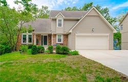 13723 W 75th Place, Lenexa, KS 66216