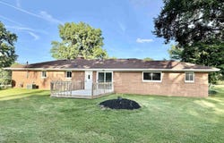 61439 Miami Road, South Bend, IN 46614-6405
