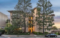5405 Carlton St, Oakland, CA 94618