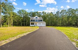 102 Blue Anchor Rd, Sicklerville, NJ 08081