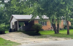 204 W End Street, Terrell, TX 75160