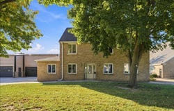 239 S Walnut Avenue, New Hampton, IA 50659