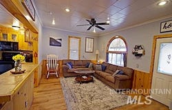 628 3rd Ave S, Payette, ID 83661