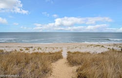 961 East Avenue, Mantoloking, NJ 08738